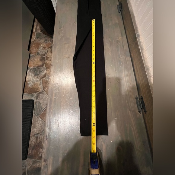 Charlie’s Project black athletic leggings with pockets - Picture 8 of 10